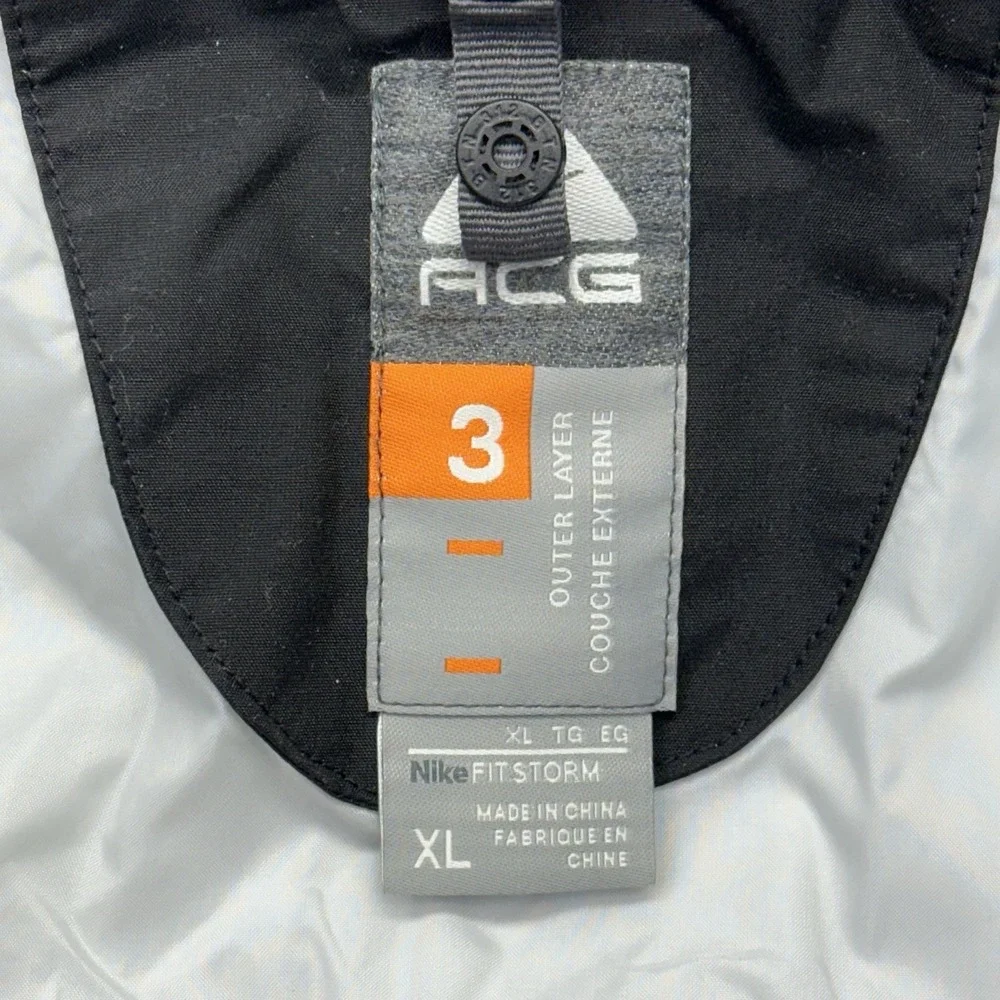 Vintage Nike FitStorm ACG XL Outer Layer 3 Storm Water Resistant Full-Zip Jacket